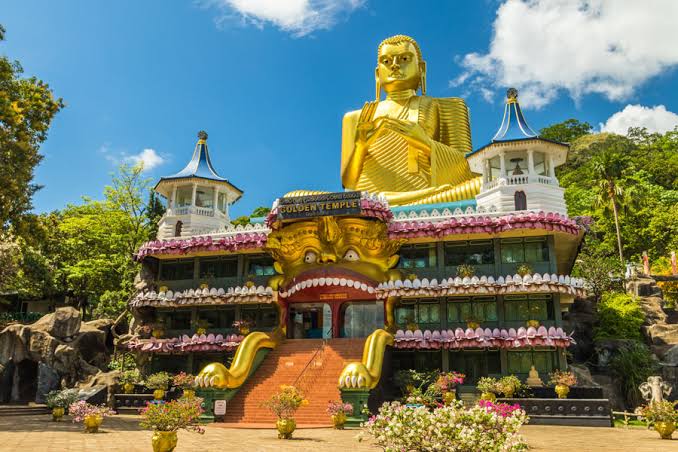 Sigiriya frescoes and gardens